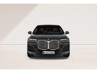Neu BMW 740 M Sport 299 PS (219 kW) 2026 Dravitgrau metallic Limousine