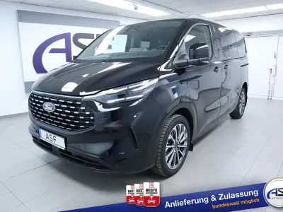 Gebraucht Ford Tourneo Titanium X 170 PS (125 kW) 2026 Obsidianschwarz Van / Kleinbus