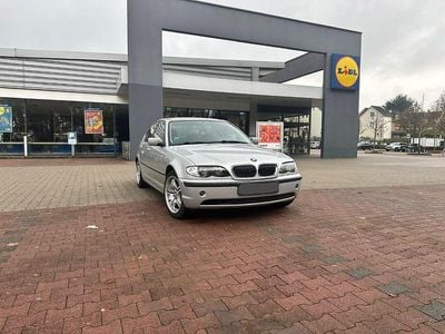 Second-hand BMW 320 170 CP (125 kW) 2001 Argintiu Berlinǎ