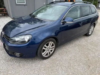 Gebraucht VW Golf VI Comfortline 105 PS (77 kW) 2012 Blau Kombi