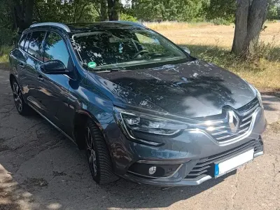 Gebraucht Renault Mégane IV Bose Edition 163 PS (119 kW) 2019 Schwarz Limousine