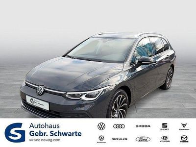 Gebraucht VW Golf VIII Active 131 PS (96 kW) 2022 Grau Kombi