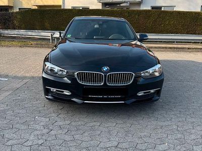 Gebraucht BMW 318 Luxury Line 143 PS (105 kW) 2015 Schwarz Limousine