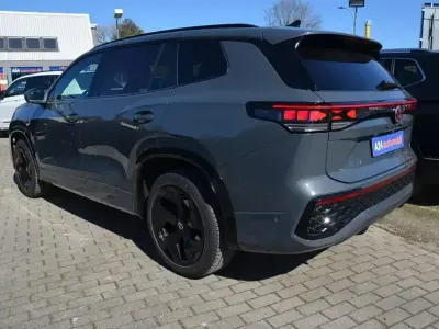 Gebraucht VW Tayron R-line 150 PS (110 kW) 2025 Grau SUV