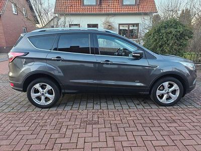 Gebraucht Ford Kuga Titanium 179 PS (131 kW) 2018 Silber SUV