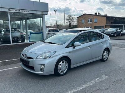 Gebraucht Toyota Prius Life 99 PS (72 kW) 2011 Silber Limousine