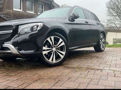 Mercedes GLC220
