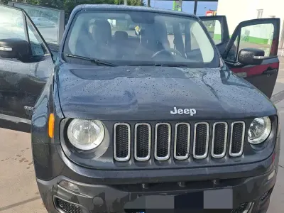 Gebraucht Jeep Renegade Sport 110 PS (80 kW) 2016 Schwarz SUV