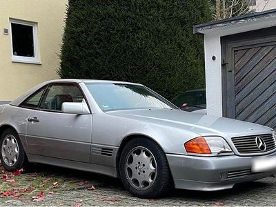 Second-hand Mercedes SL300 231 CP (169 kW) 1991 Argintiu Cabrio