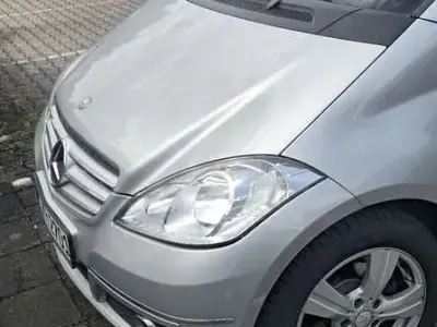 Gebraucht Mercedes A160 Elegance 95 PS (69 kW) 2010 Limousine