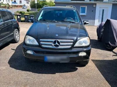 Usata Mercedes ML270 167 CV (122 kW) 2004 Nero SUV