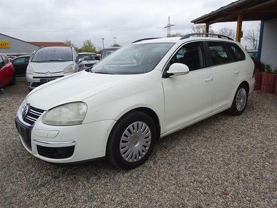 Gebraucht VW Golf V Comfortline 105 PS (77 kW) 2007 Campanellaweiss Kombi