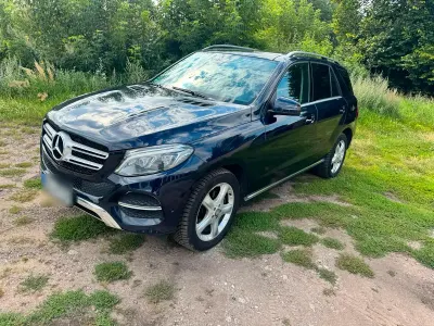 Gebraucht Mercedes GLE350 258 PS (189 kW) 2016 Blau SUV