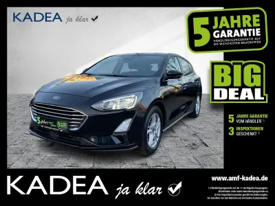 Gebraucht Ford Focus Cool & Connect 123 PS (90 kW) 2021 Obsidianschwarz metallic Limousine
