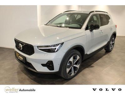 Grau Neu 2025 Volvo XC40 Business Edition SUV | 41.500 € (Guter Preis)