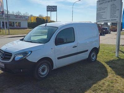 Gebraucht Mercedes Citan 112 114 PS (83 kW) 2018 Weiß Van / Kleinbus