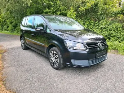 Usata VW Touran 105 CV (77 kW) 2011 Nero Monovolume