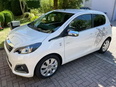 Gebraucht Peugeot 108 Style 69 PS (50 kW) 2018 Weiß Limousine