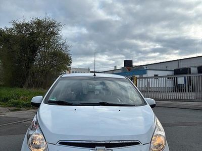 Gebraucht Chevrolet Spark 68 PS (50 kW) 2011 Weiß Kleinwagen