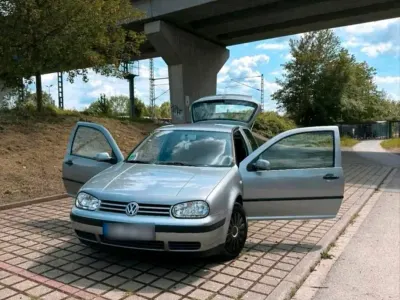 Gebraucht VW Golf IV 75 PS (55 kW) 2002 Grau Kleinwagen
