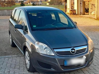Gebraucht Opel Zafira 116 PS (85 kW) 2009 Grau Van / Kleinbus