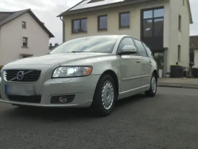 Używany Volvo V50 113 KM (83 kW) 2011 Kombi