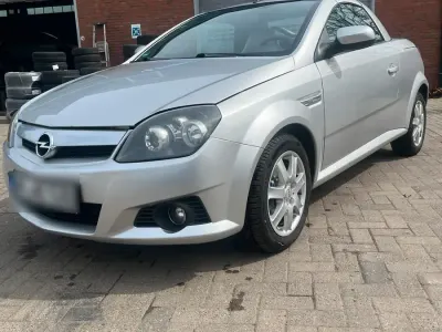 Gebraucht Opel Tigra 90 PS (66 kW) 2005 Grau Cabrio