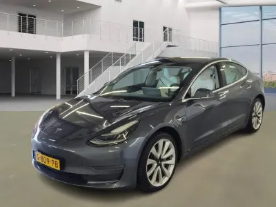 Second-hand Tesla Model 3 Long Range AWD 258 kW (351 CP) 2019 Gri Berlinǎ