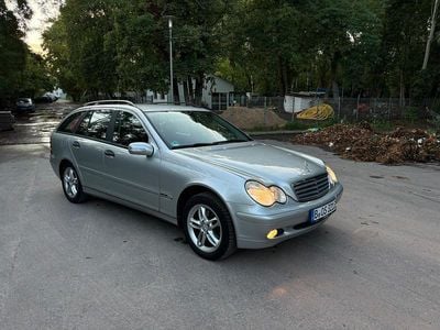 Mercedes C200