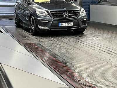 Mercedes ML63 AMG