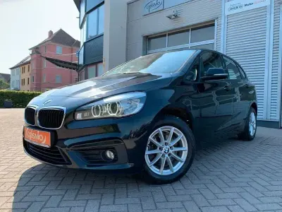 Gebraucht BMW 220 Active Tourer Advantage 192 PS (141 kW) 2018 Schwarz Van / Kleinbus