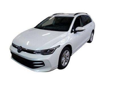 Weiß Gebraucht 2024 VW Golf VIII Life Kombi | 27.890 € (Fairer Preis)