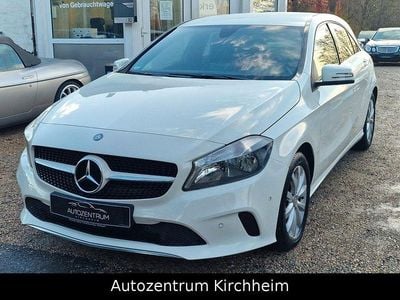 Gebraucht Mercedes A200 136 PS (100 kW) 2015 Weiß Limousine