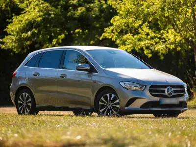 Gebraucht Mercedes B250e 218 PS (160 kW) 2020 Kleinwagen