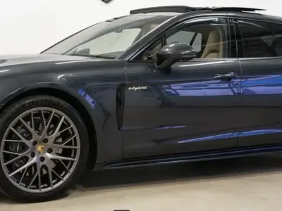 Gebraucht Porsche Panamera Sport Turismo 462 PS (339 kW) 2018 Vulkangrau Kombi
