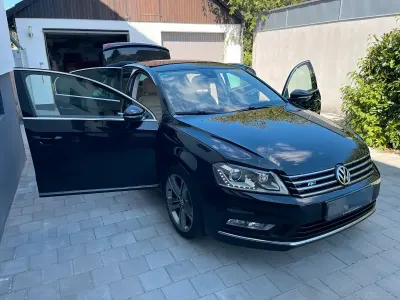 Gebraucht VW Passat R-line 160 PS (117 kW) 2012 Schwarz Limousine