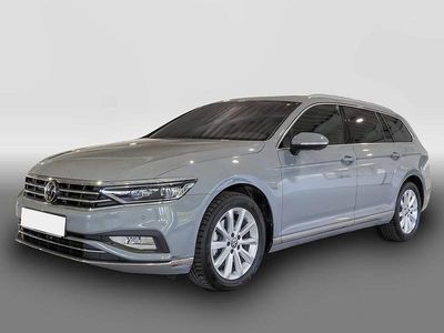 Grau Gebraucht 2024 VW Passat Elegance Kombi | 34.220 € (Teuer)