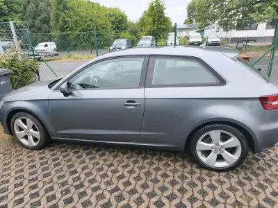Gebraucht Audi A3 125 PS (91 kW) 2015 Grau Limousine