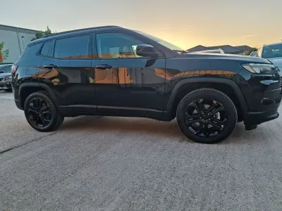Gebraucht Jeep Compass Longitude 131 PS (96 kW) 2022 Schwarz SUV
