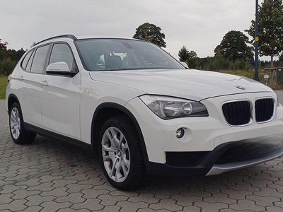 Weiß Gebraucht 2012 BMW X1 SUV | 6.999 € (Fairer Preis)