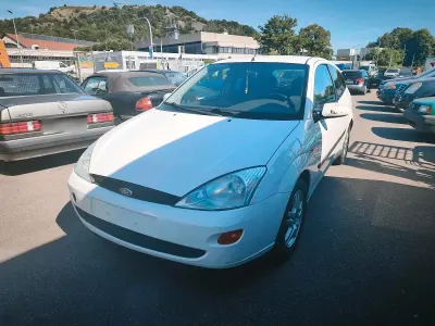 Gebraucht Ford Focus 2000 Weiß Coupé