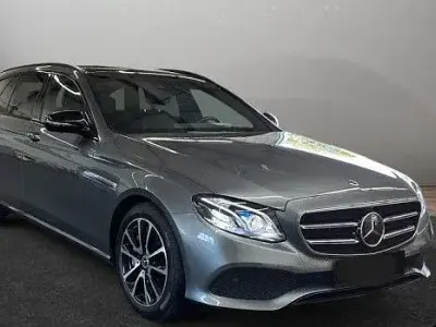 Gebraucht Mercedes E450 Avantgarde 367 PS (269 kW) 2019 Grau Limousine