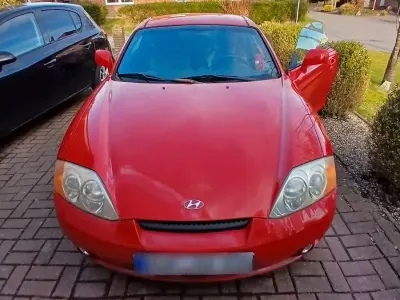 Gebraucht Hyundai Coupé 135 PS (99 kW) 2002 Rot Coupé