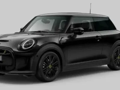 Gebraucht Mini Cooper SE 135 kW (184 PS) 2023 Midnight black metallic Kleinwagen