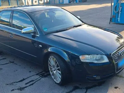 Gebraucht Audi A4 Performance 265 PS (194 kW) 2005 Blau Limousine