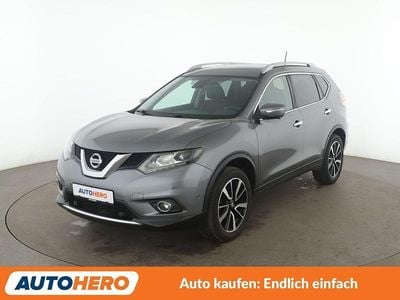 Grau Gebraucht 2017 Nissan X-Trail Tekna SUV | 14.250 € (Fairer Preis)