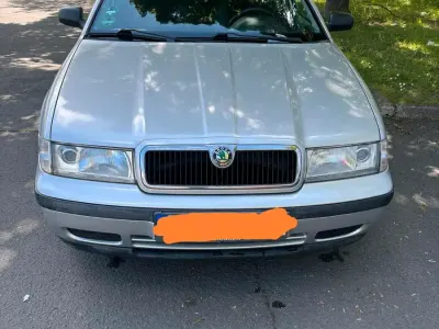 Gebraucht Skoda Octavia 115 PS (84 kW) 2000 Silber Limousine
