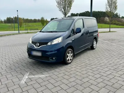 Gebraucht Nissan Evalia 86 PS (63 kW) 2010 Blau Van / Kleinbus