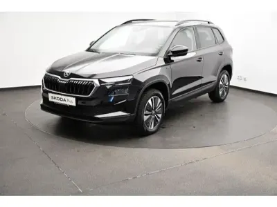 Gebraucht Skoda Karoq Tour 150 PS (110 kW) 2025 Schwarzmagic perleffekt SUV