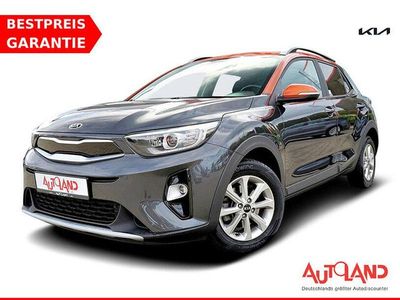 Grau Gebraucht 2018 Kia Stonic Vision SUV | 13.490 € (Etwas zu teuer)